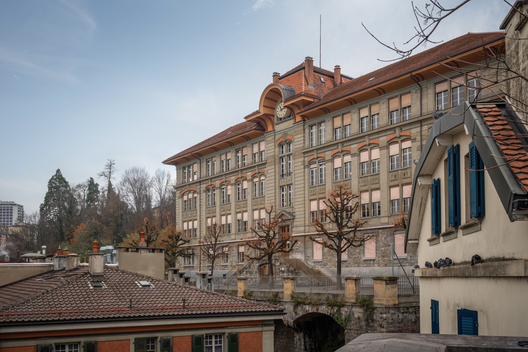 La Barre School Building - Lausanne, Switzerland